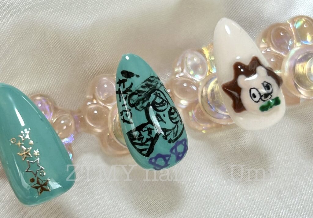 alt="キラちゃんのファンレターに描いてあったニラちゃんの似顔絵をネイルに表現"